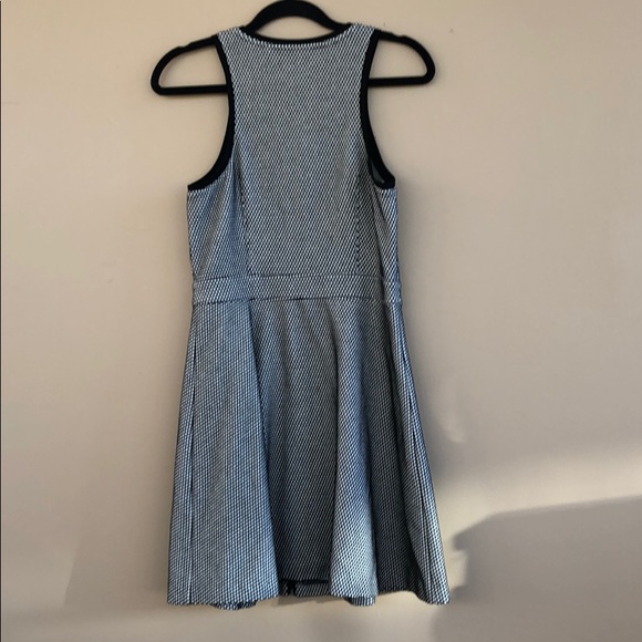 • Club Monaco • Knit Honeycomb Mini Dress 6 - Picture 4 of 4